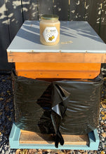 Load image into Gallery viewer, 1 Kg Jar of Honey